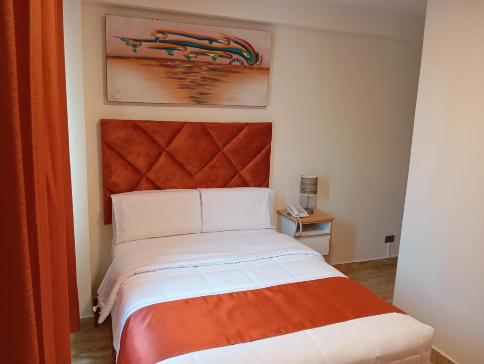 Hotel Soul Mate Inn Lima Bagian luar foto