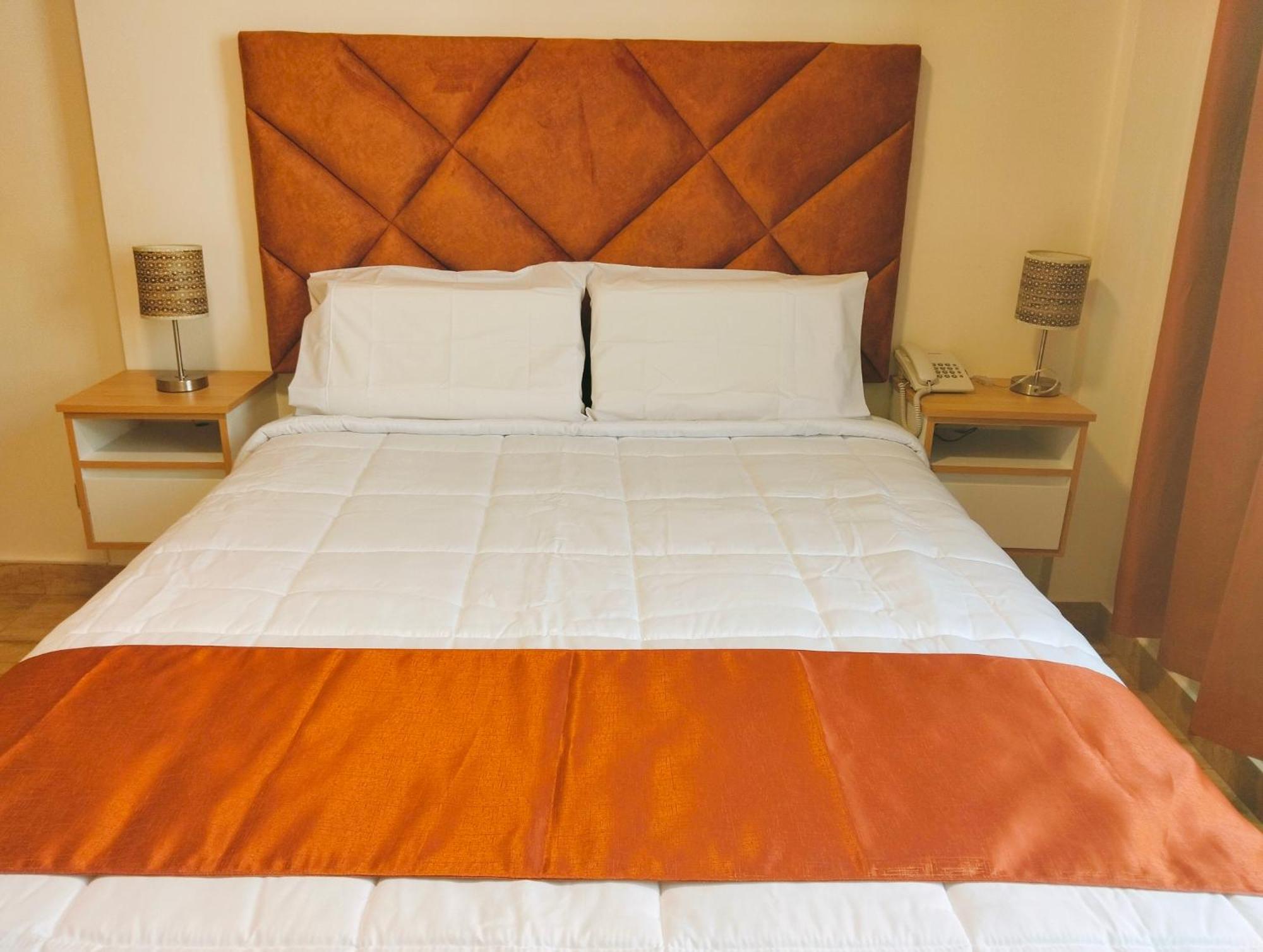 Hotel Soul Mate Inn Lima Bagian luar foto
